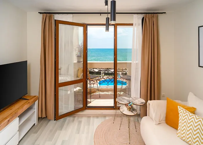 Appartement Irini- Sea View, Free Parking, Complex Carpe Diem Balchik