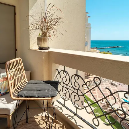 Apartamento Irini- Sea View, Free Parking, Complex Carpe Diem